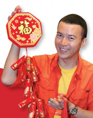 叶剑锋不忘祝福大家新年快乐，身体健康。