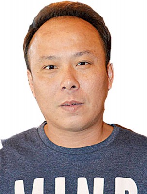 陈英富。