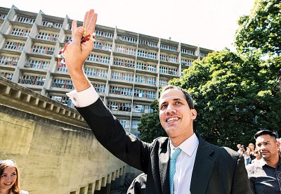 欧盟议会通过一项草案，正式承认反对派领导人瓜伊多为委内瑞拉“临时总统”。（法新社照片） 