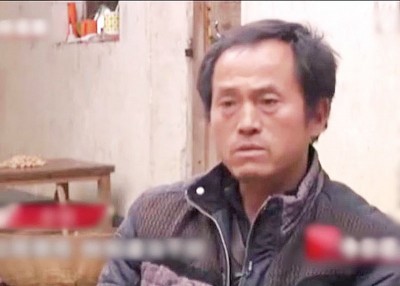 杨先生对妻子未能回到家至今无法释怀。