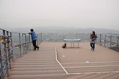 前山了望台可俯瞰大邱城市全景。