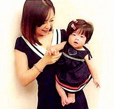 谢宥慧公开与陈建宁生的女儿照片。