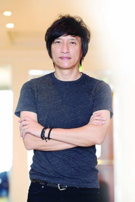 薛忠铭寡言,“音乐”仿佛是打开他话匣子的关键词。