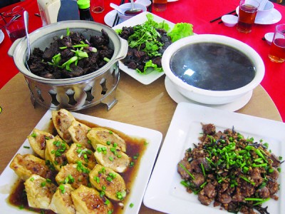 客家菜肴是“庆8私房菜”的最大卖点。