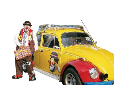 看到黄色甲虫车，就会看到Mr Potato。