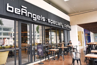 槟岛不乏咖啡馆，Be Angel Speciality Coffee是少数特地引进泰国精品豆子，坚持咖啡品质，打造专业形象的品牌。 