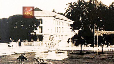 莱特街修道院成立于1852年,为东南亚最古老的女校。