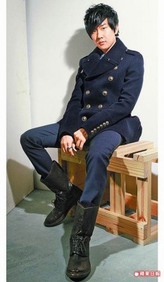 林俊杰服兵役时,军服上绣上的名字是J.J LIN。