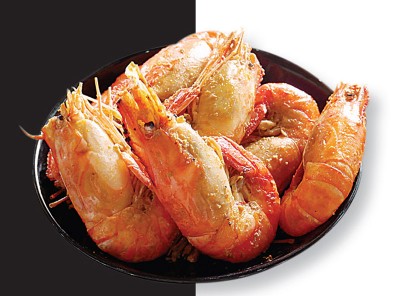 和龙虾体积成正比的“三水大虾”，是博他仑府特色美食，无论蒸或烤， 保证肉质鲜美，一尝即爱上！