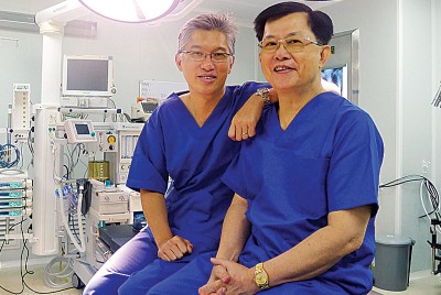 卢汉友医生与卢宣威医生