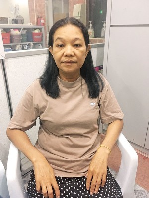 印尼妇女梅佳求助洗肾费。