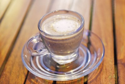 Truffle Mushroom Cappuccino-RM4 蘑菇卡布奇诺，特色满分，访店必试。有纯浓蘑菇汤垫底，一层蒸奶泡铺盖在上，待温度稍降后，可以灌酒方式一饮而尽，暖胃又健康！ 注：此卡布奇诺，不含咖啡因成份。