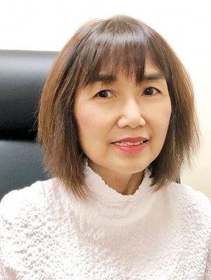 永乐旅游有限公司执行董事庄云樱与光华日报再次合作愉快。