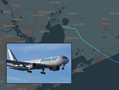 美国一波音767货机于休斯敦海湾坠毁。小图中为同类型货机。