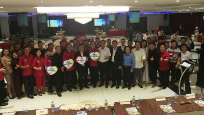 曹观友出席马来西亚主题公园及家庭娱乐协会交流会，吁请投资者到峇都加湾投资主题公园。