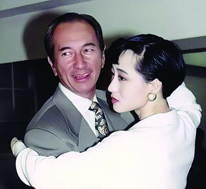 利智 港味- 1981年，上海。20歲的利智隨父親移居香港，利智（Nina Li ...